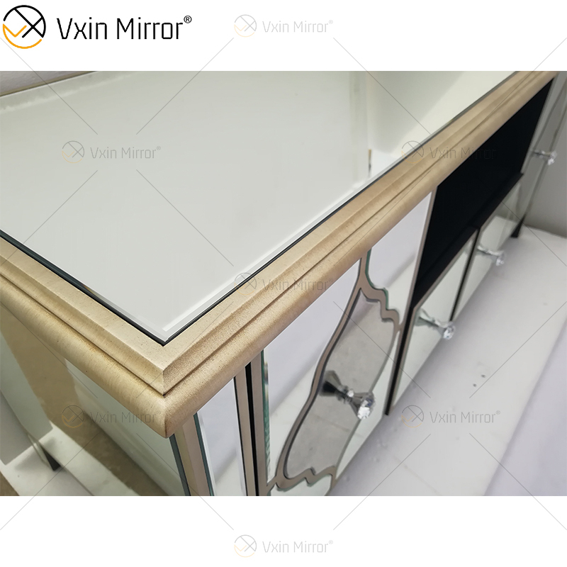 Adornado Berlin Furniture WXF-680 Anti Champagne Gold TV Stands Gabinete con 2 cajones y puertas