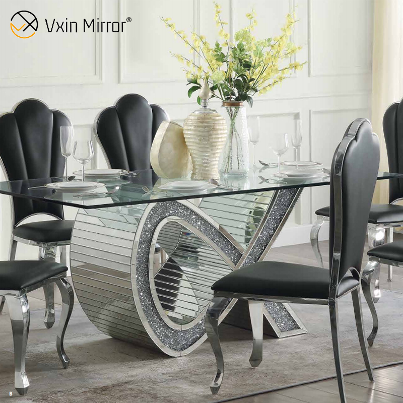 Venta al por mayor, 2021, nuevo diseño, muebles de comedor plateados redondos con diamantes triturados con sillas, mesa de comedor de vidrio templado