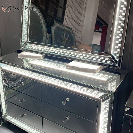 WXM-1176&WXF-2139 Conjunto de muebles LED Cuentas octogonales Espejo de maquillaje simple a la moda Gabinete con espejo 6 cajones