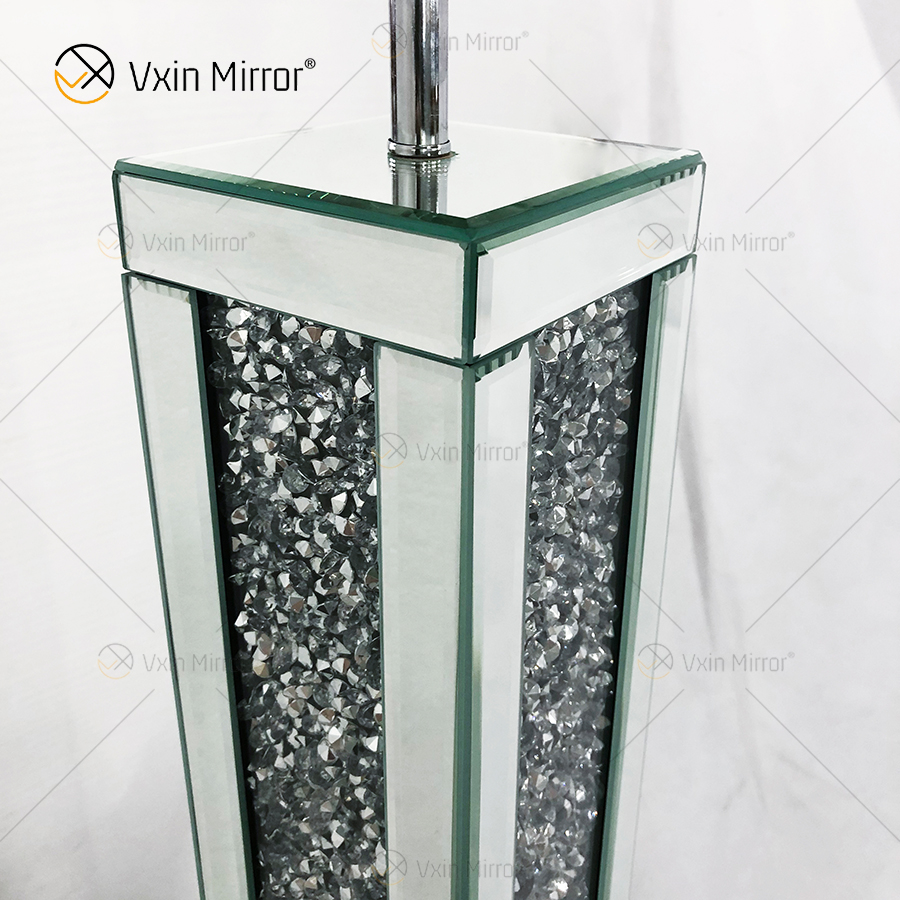 WXFL-032 Lámpara de pie de cristal plateado para sala de estar con pantalla para lámpara de espejo de hotel