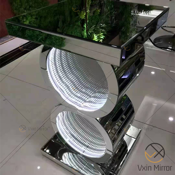 Mesa plateada LED 3d Mesa de centro Iluminada Infinito Espejo Túnel Brillo Espejo en forma de O Consola Mesa Mesa auxiliar WXF-290
