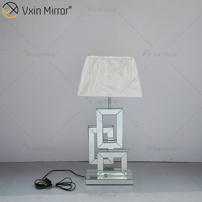 Suministro de fábrica WXTL-001 Lámpara de espejo de mesa 3D plateada moderna con pantalla para dormitorio