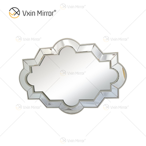 Venta caliente WXM-2072 Diseño especial moderno Decoración Espejo de pared colgante de lujo plateado con espejo