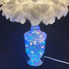 Lámpara de mesa de cristal de plumas preciosas de suministro de fábrica con LED para dormitorio