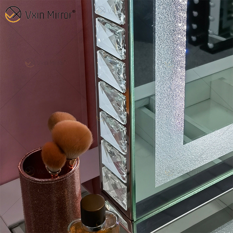 Vanity Hollywood LED con Bluetooth WXDL-1208 Mesa de arena de cristal Espejo de maquillaje de estilo decorativo ovalado para juegos de dormitorio