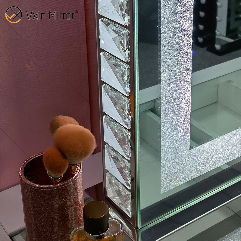 Vanity Hollywood LED con Bluetooth WXDL-1208 Mesa de arena de cristal Espejo de maquillaje de estilo decorativo ovalado para juegos de dormitorio