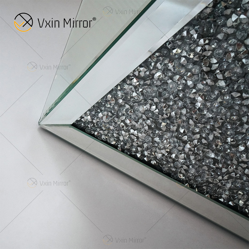 Venta caliente de fábrica WXF-081 Mesa auxiliar de diamante de plata Mesa auxiliar con espejo de lujo moderno 3D