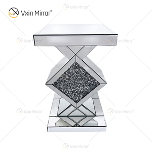 Venta al por mayor WXF-115-2 Mesa auxiliar de espejo Cristal Elegante Habitación de lujo Muebles Mesa auxiliar plateada