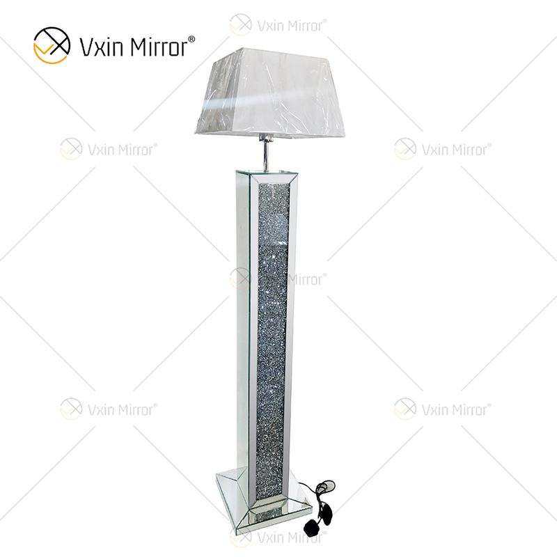 WXFL-032 Lámpara de pie de cristal plateado para sala de estar con pantalla para lámpara de espejo de hotel