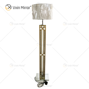Night Stand WXFL-031 Sala de estar Lujo Plata LED Lámpara de pie con espejo antiguo Lámpara de espejo
