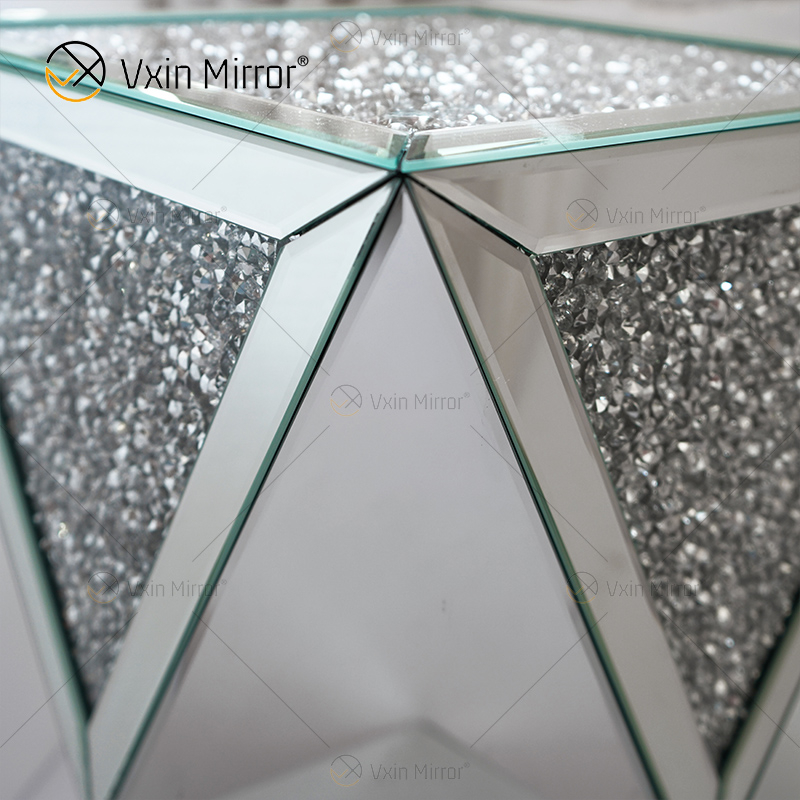Venta caliente de fábrica WXF-081 Mesa auxiliar de diamante de plata Mesa auxiliar con espejo de lujo moderno 3D