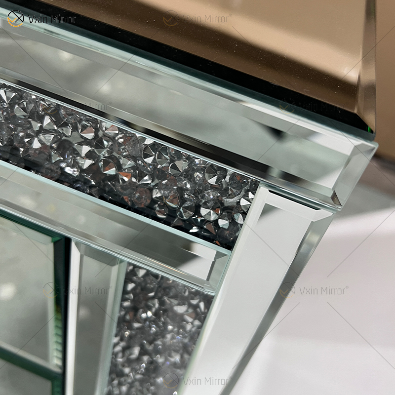 Mesita de noche de diamantes triturados de plata WXF-911 de buena calidad con mesita de noche con espejo de 3 cajones